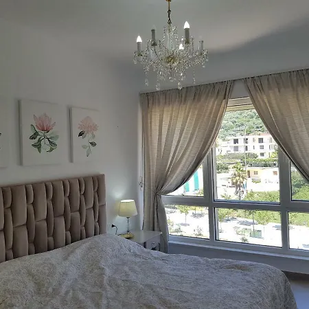 Natalia Beach Apartament *