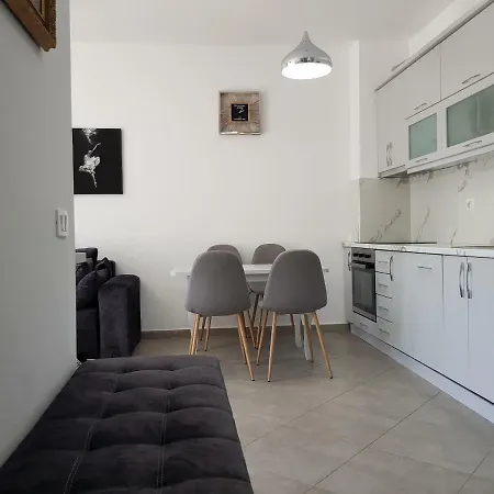 Apartament Natalia Beach Wlora