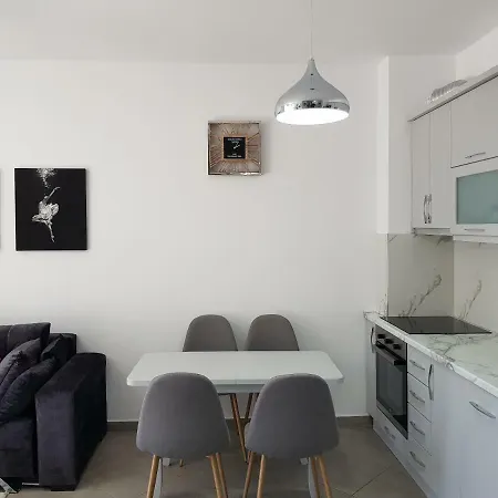 Apartament Natalia Beach *